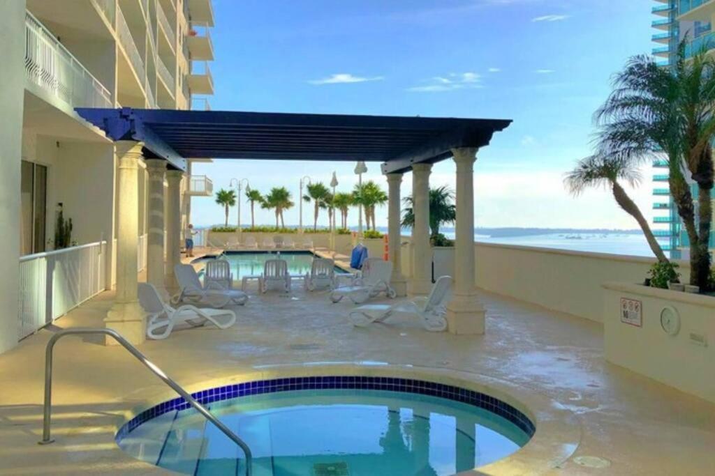 Lovely Condo With City & Ocean Views. Sleep Up To 6 People! Miami Exterior foto
