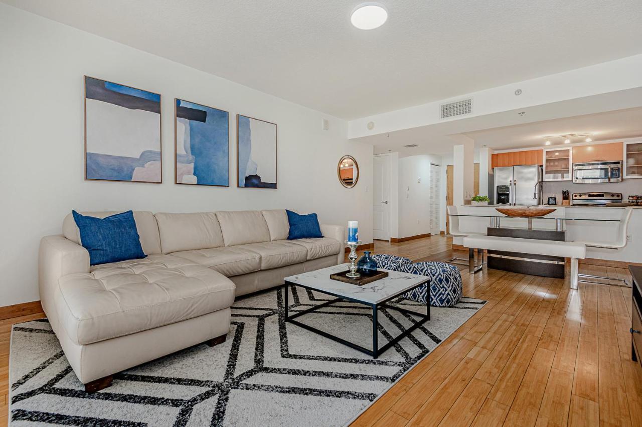 Lovely Condo With City & Ocean Views. Sleep Up To 6 People! Miami Exterior foto