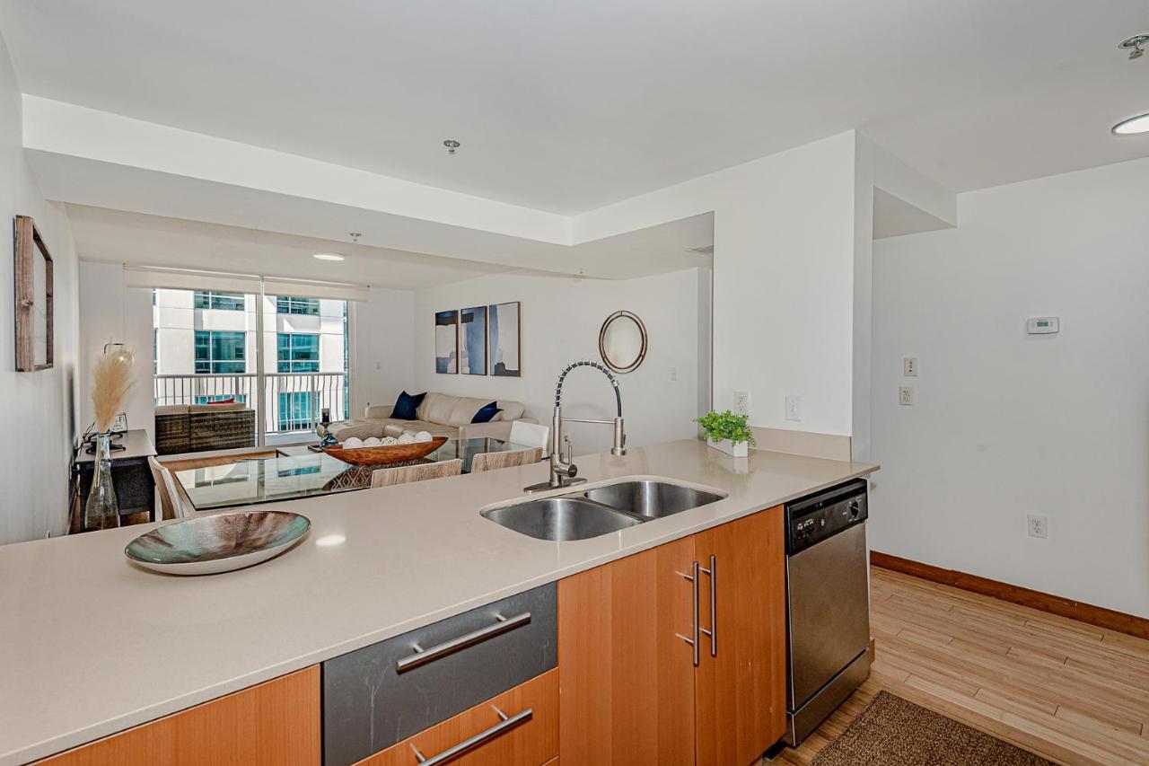 Lovely Condo With City & Ocean Views. Sleep Up To 6 People! Miami Exterior foto